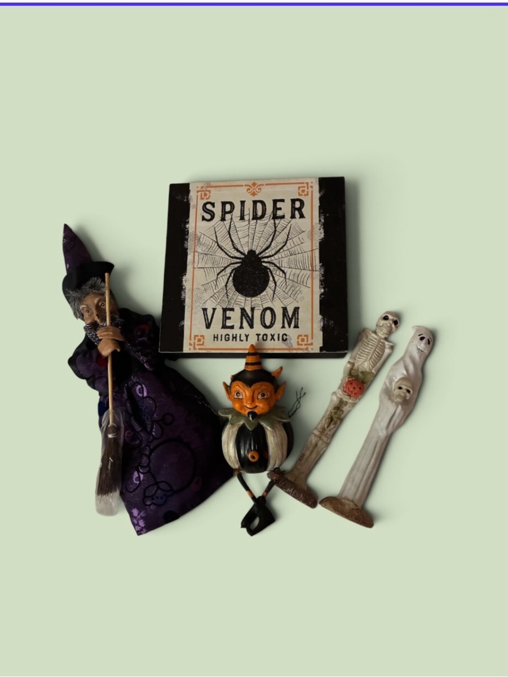 Assortment of Halloween Decor